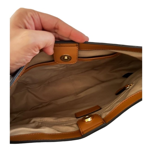 Nanette lepore shoulder bag - Picture 3 of 3